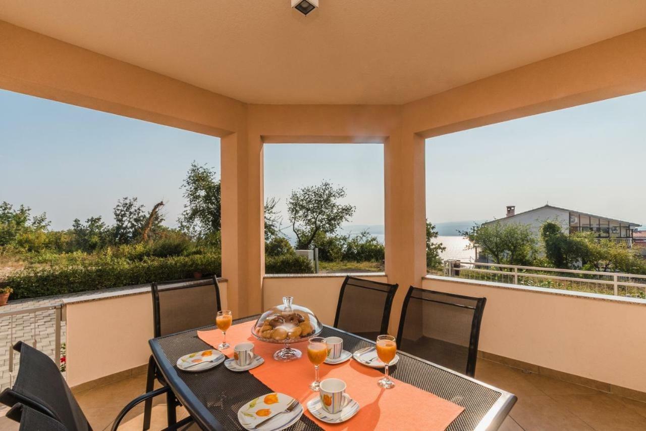 Apartman Klara Crikvenica Exteriör bild