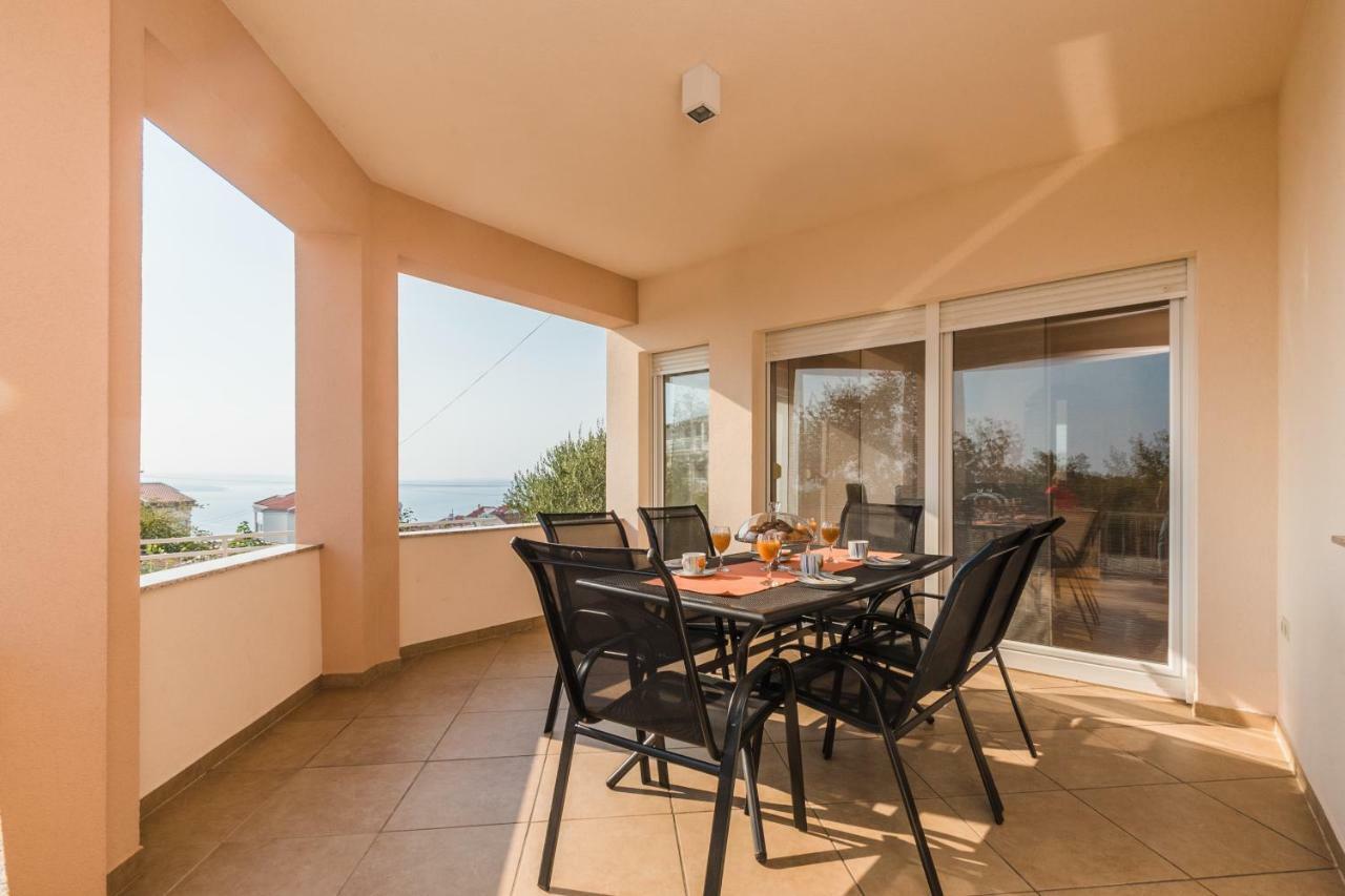 Apartman Klara Crikvenica Exteriör bild