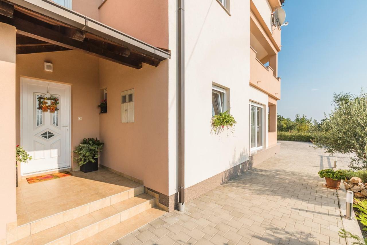 Apartman Klara Crikvenica Exteriör bild
